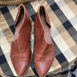 Universal Thread Pointed Slip-On Flats in Cognac